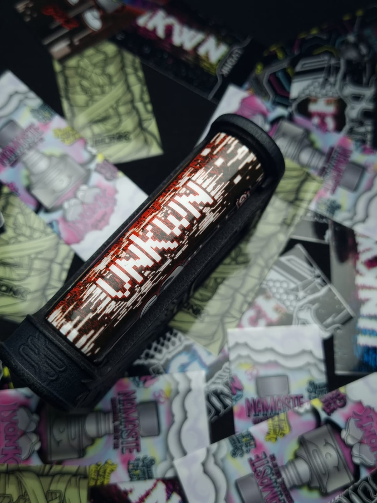 UNKWN - GLITCH X WRAPS