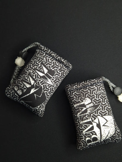 BMM - POUCH - Goyard Black and White Distorted