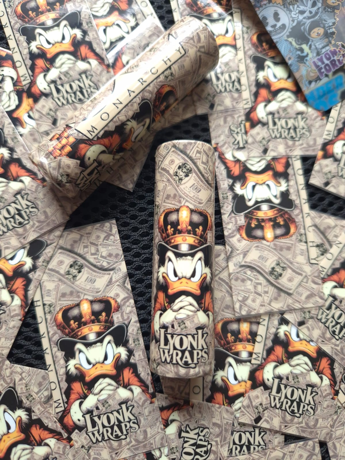 Monarchy Duck Dollar 18650 / 10 wraps in the package