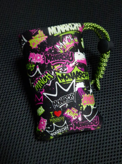 MONARCHY - POUCH - Urban Crowns Black