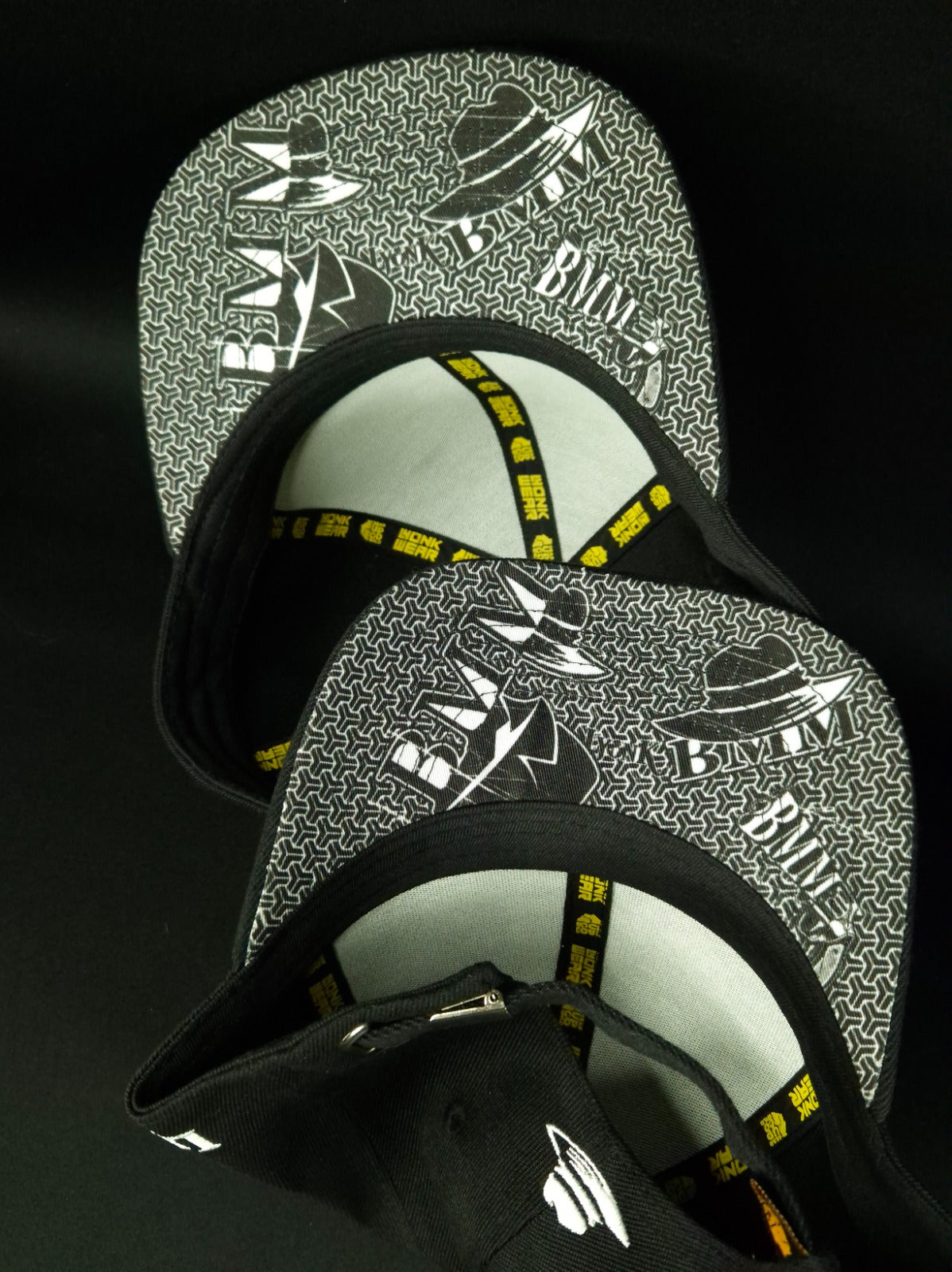 Snapback Big logo Embroidery White