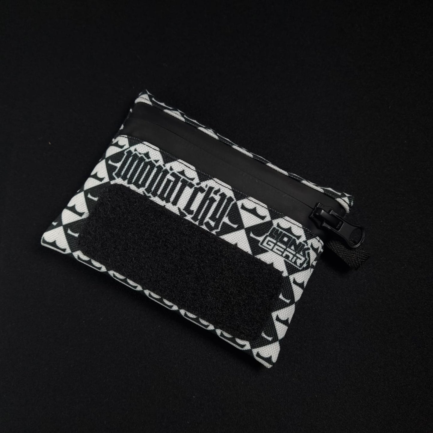 LYONK GEAR - CUSTOM WALLET CARD