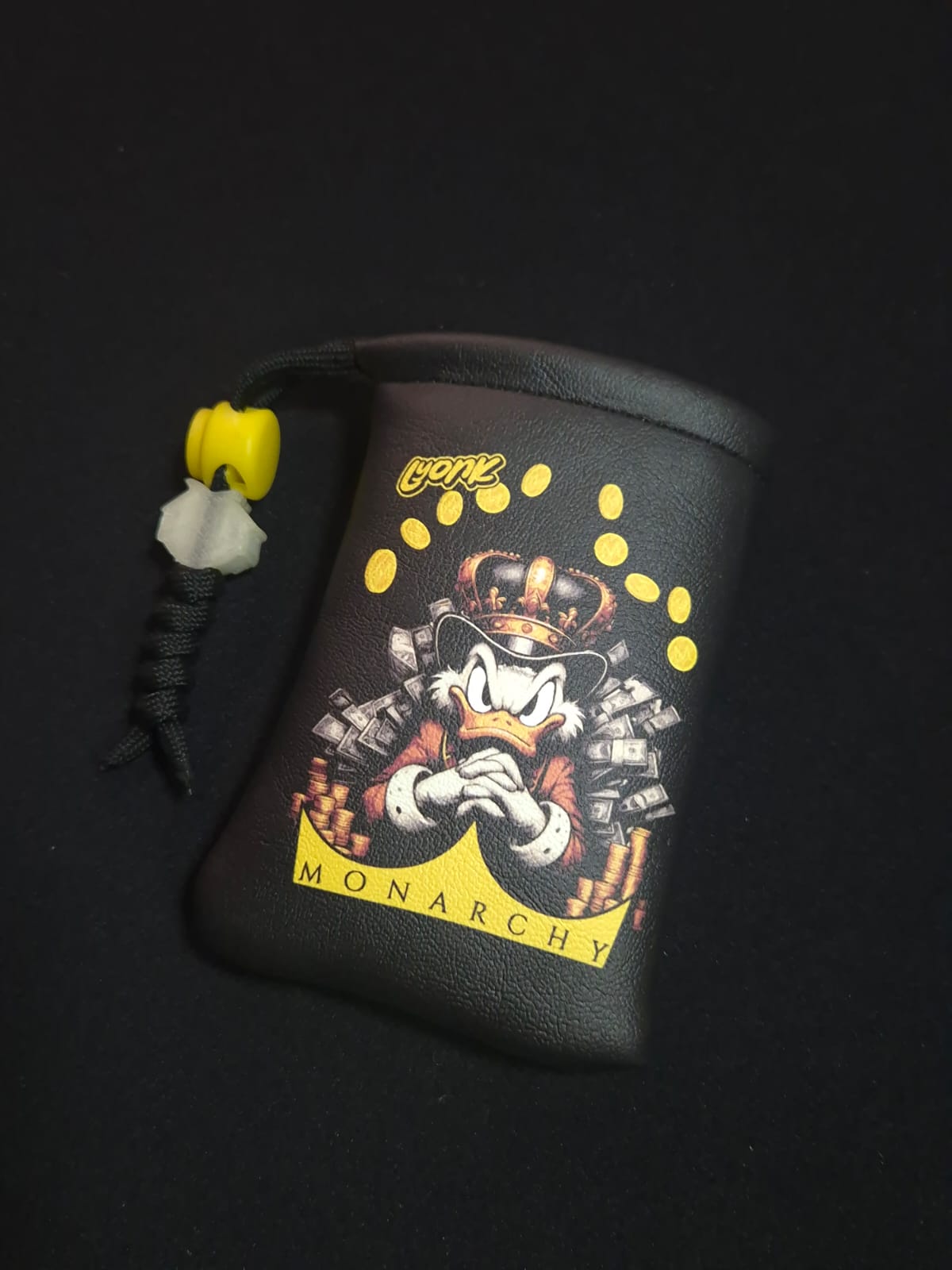 FauxLeather - DUCK - MONARCHY